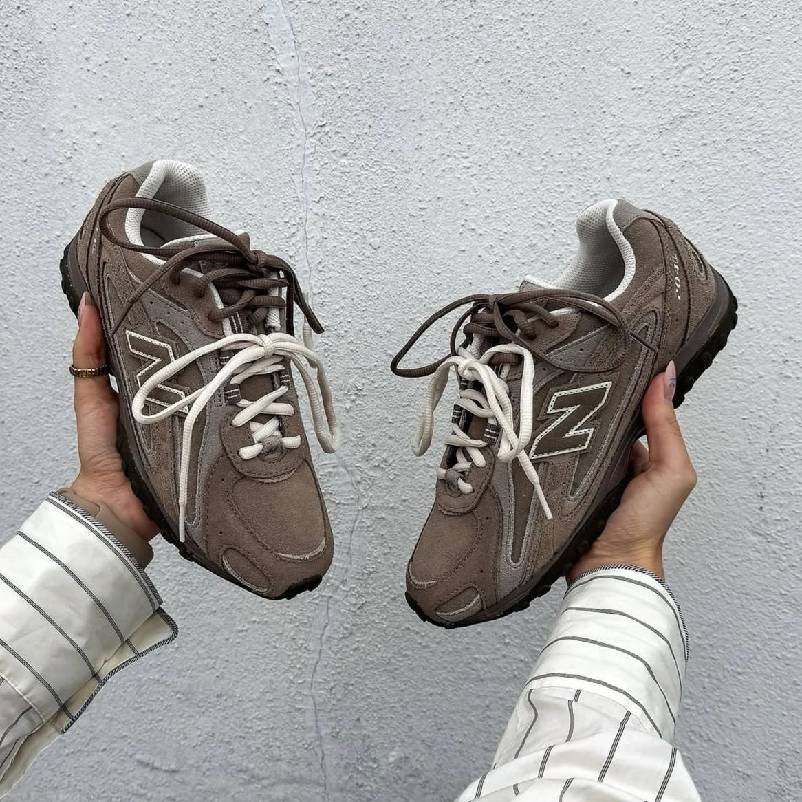 New Balance 204L Mushroom Arid Stone