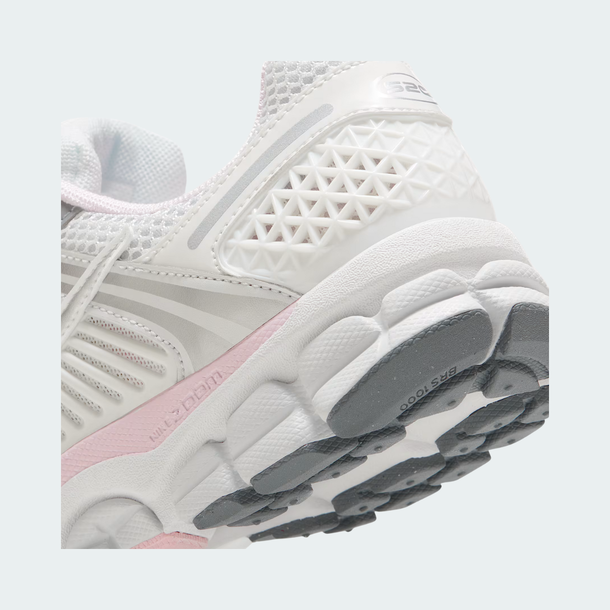 Nike zoom vomero 5 520 pack white pink