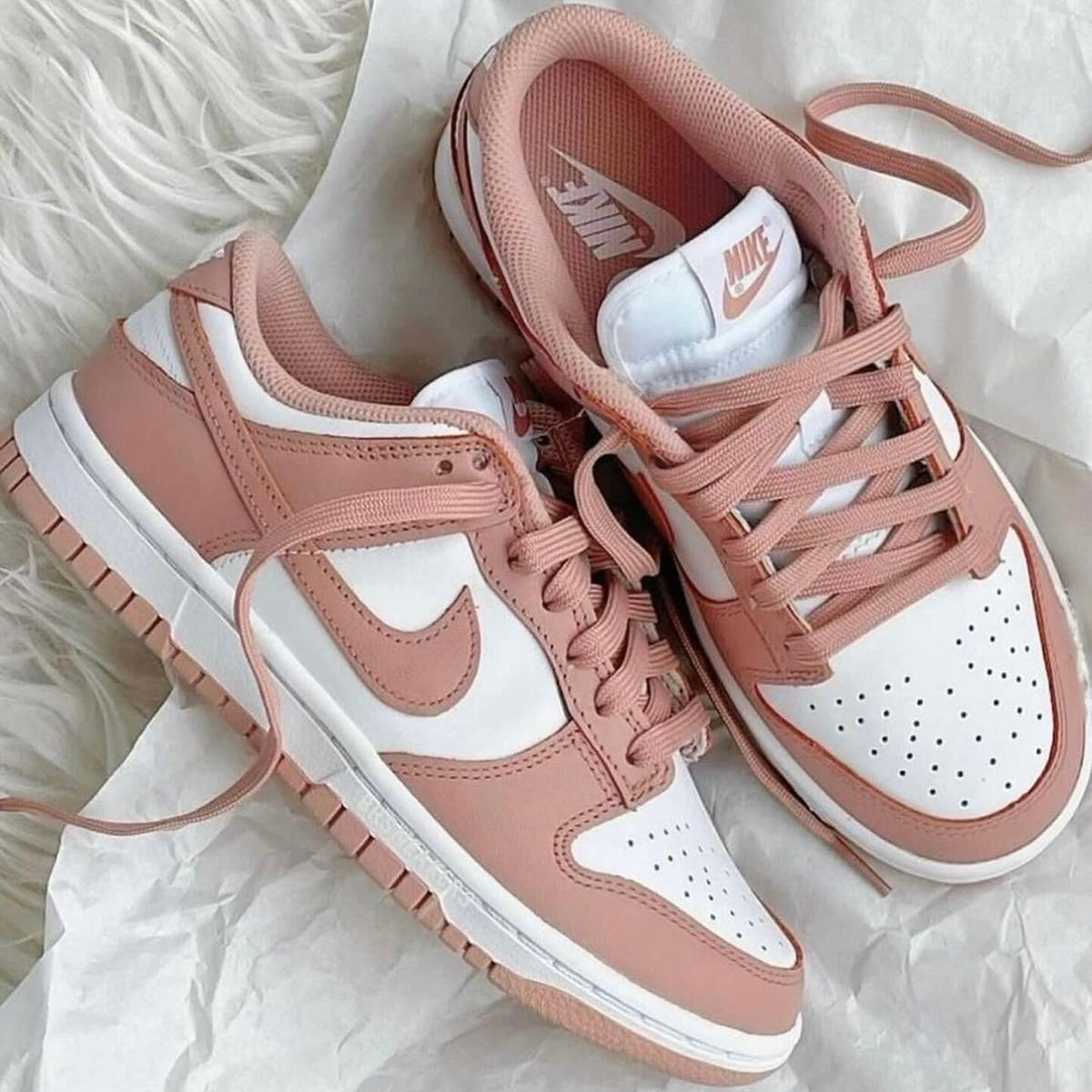 Nike Dunk Low Rose Whisper (W)